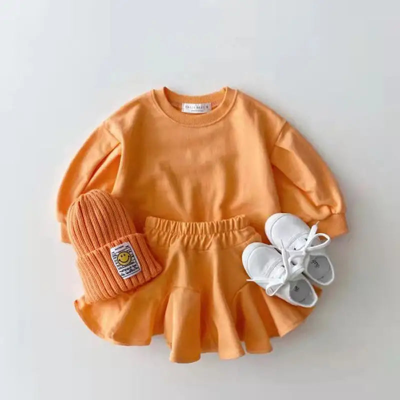 Fashionable summer skirt set