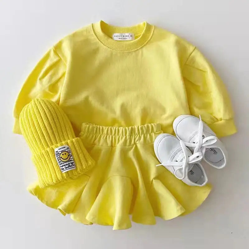 Fashionable summer skirt set